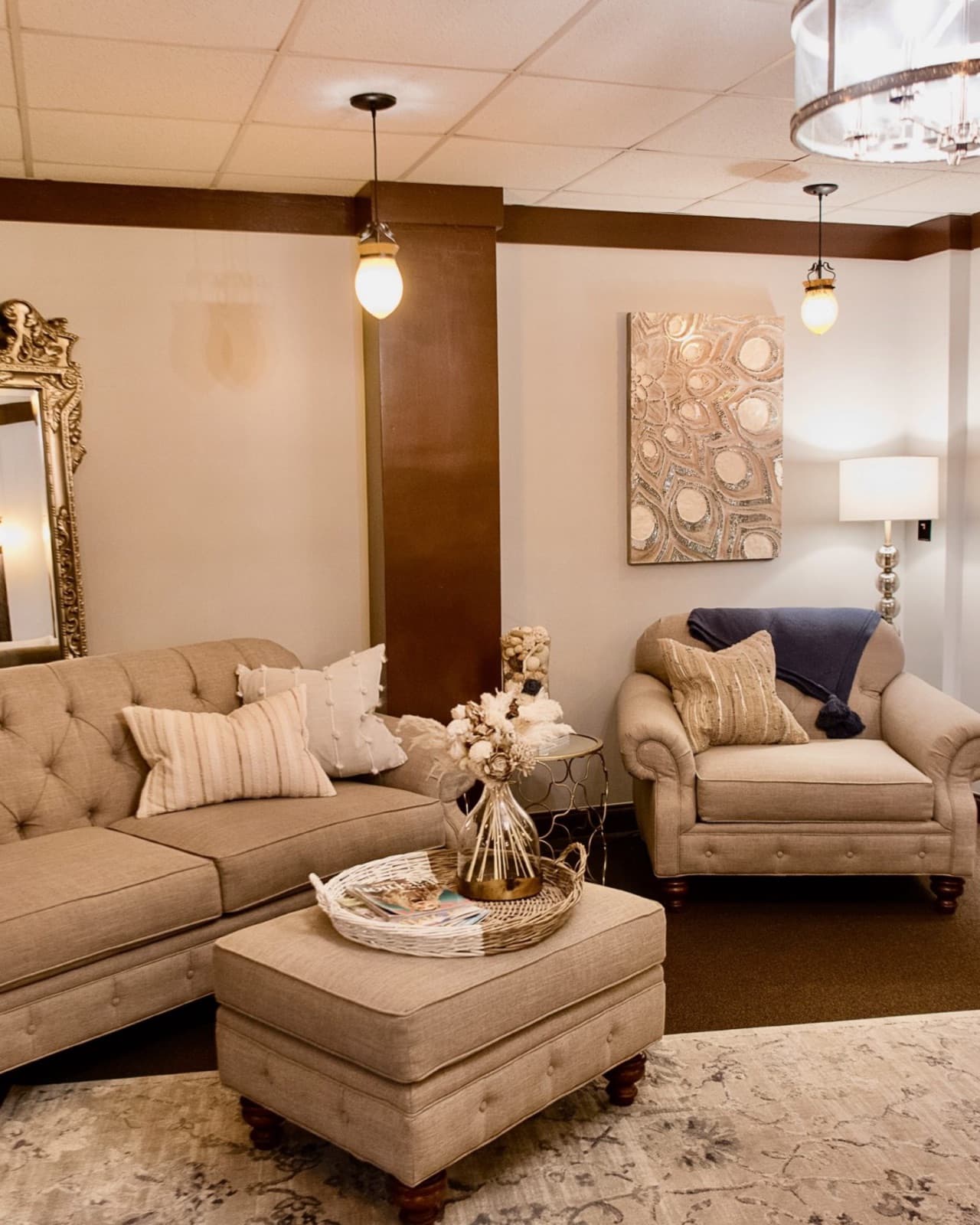 The relaxation lounge at Spa 4109 in Lynchburg, VA